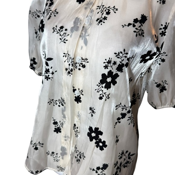 Kaktus Black and White Floral Top puff sleeves button down size medium - Picture 6 of 13
